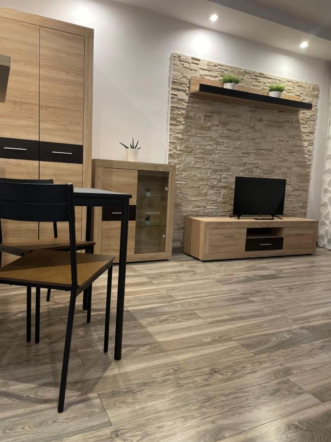 Apartament Polnoc Apartment คอซซาลิน ภายนอก รูปภาพ